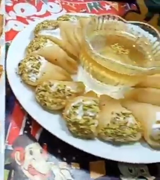 طريقة عمل القطايف البيتى بطريقة الشيف فوزية 19 - جريدة المساء