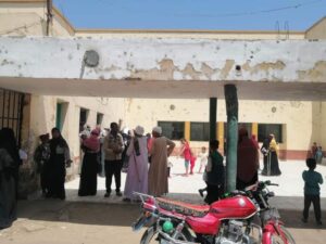 مناظرة ٧٠٠ حالة في قافلة طبية بقرية الرحمانية بقنا 17 - جريدة المساء