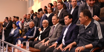 وزيرا التعليم والشباب يتفقدا العروض الفنية والرياضية علي هامش ختام الاوليمبياد الحدودية 2 - جريدة المساء وزيرا التعليم والشباب يتفقدا العروض الفنية والرياضية علي هامش ختام الاوليمبياد الحدودية 1 - جريدة المساء