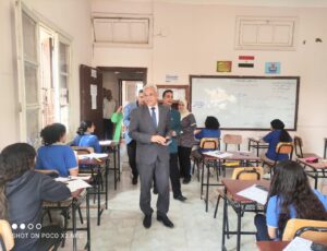 مدير"تعليم القاهرة" يتفقد لجان الشهادة الإعدادية..ويطمئن على سير الإمتحانات 23 - جريدة المساء