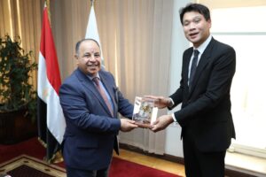 د. معيط: زيارة الرئيس الكوري لمصر أعطت للتعاون الثنائى انطلاقة قوية للشراكة الشاملة 24 - جريدة المساء د. معيط: زيارة الرئيس الكوري لمصر أعطت للتعاون الثنائى انطلاقة قوية للشراكة الشاملة 23 - جريدة المساء