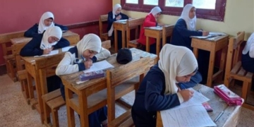 تسريبات وغش إلكتروني في امتحانات الشهادة الإعدادية  1 - جريدة المساء