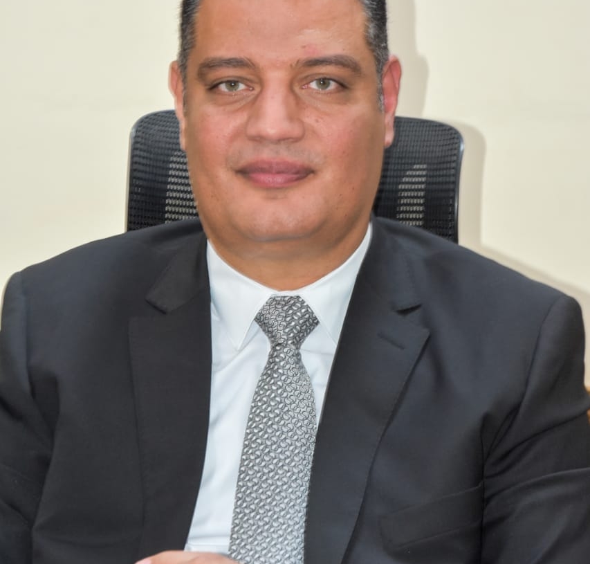 أيمن عبد الموجود