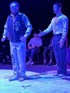 حيث لايراني أحد ..مسرحية تطرح أزمة الشباب الوجودية 20 - جريدة المساء حيث لايراني أحد ..مسرحية تطرح أزمة الشباب الوجودية 19 - جريدة المساء