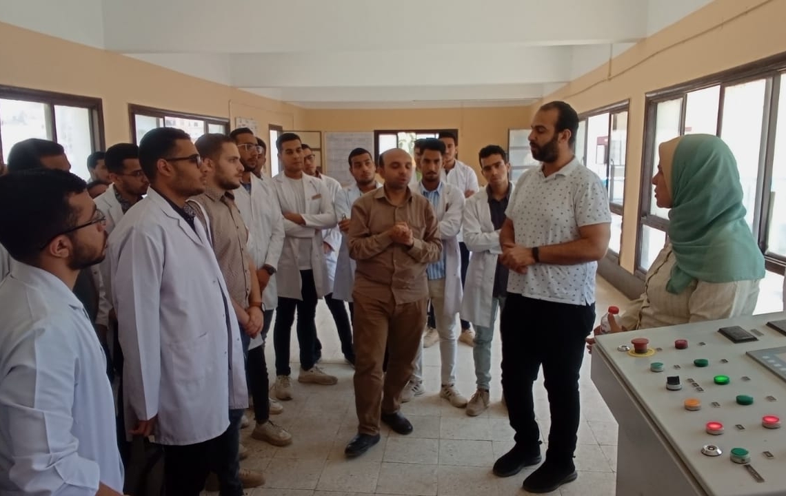 رحلة تعريفية لطلاب كلية التمريض للتعرف على مراحل تنقية المياه بسوهاج 20 - جريدة المساء رحلة تعريفية لطلاب كلية التمريض للتعرف على مراحل تنقية المياه بسوهاج 19 - جريدة المساء