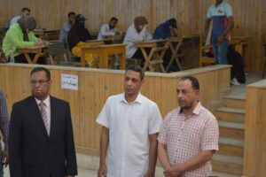 نائب رئيس جامعة جنوب الوادي يتفقد امتحانات كلية الحقوق 111 - جريدة المساء