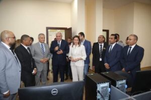 وزيرة الثقافة ومحافظ قنا يفتتحان "مكتبة مصر العامة" بقنا ضمن احتفالات ثورة الثلاثين من يونيو 25 - جريدة المساء