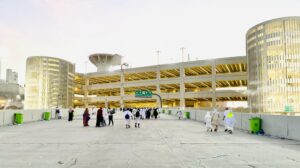 حجاج بيت الله الحرام من الجمعيات الأهلية من المتعجلين ينتهون من رمي الجمرات 17 - جريدة المساء