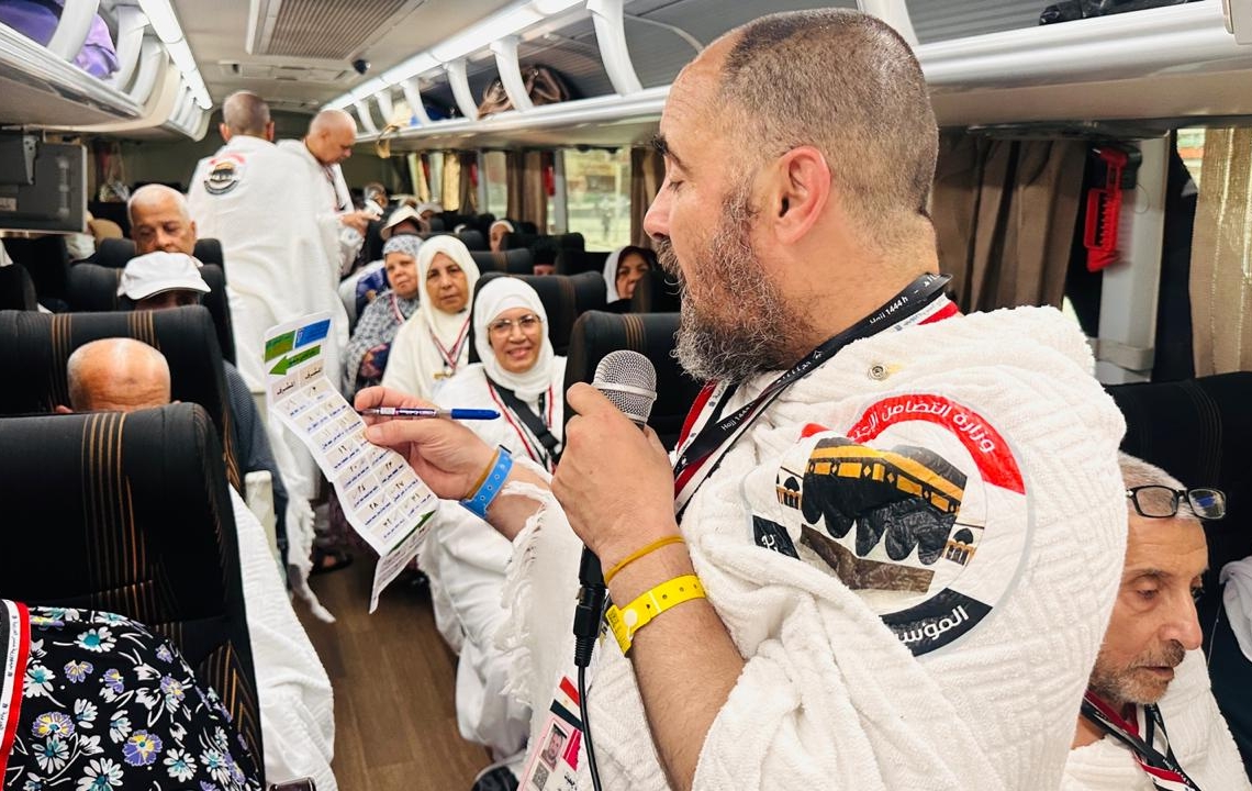 أحد مشرفى حجاج الجمعيات