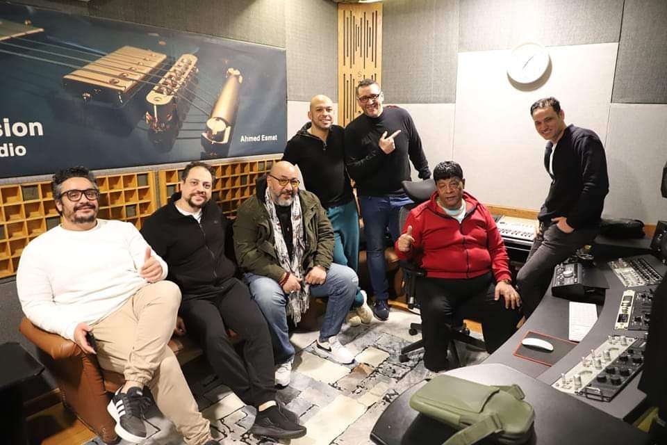 "خدت بالك" أولى اغاني فيلم "البطة الصفرا".. والعرض ٩ أغسطس بالسينمات 18 - جريدة المساء "خدت بالك" أولى اغاني فيلم "البطة الصفرا".. والعرض ٩ أغسطس بالسينمات 17 - جريدة المساء