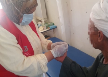 "الشعب الجمهوري" بقنا ينظم قافلة طبية مجانية بقرية "أبنود" 34 - جريدة المساء