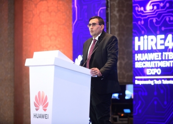 وزير العمل ومدير المعهد القومة للاتصالات يفتتحان ملتقى هواوى الرابع Hire4 لتوظيف خريجى برنامجها الرائد لبناء القدرات 31 - جريدة المساء