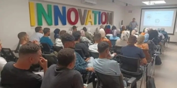 "معمل الابتكار" أولي فاعليات التدريب الصيفى لطلاب ألسن القناة 2 - جريدة المساء "معمل الابتكار" أولي فاعليات التدريب الصيفى لطلاب ألسن القناة 1 - جريدة المساء