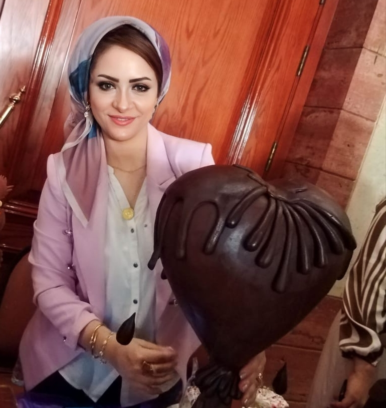 نافورة من الشيكولاته على شكل قلب للمبدعة دينا ياسر 19 - جريدة المساء