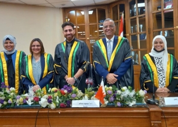 الدكتوراة بمرتبة الشرف الأولى للباحث حازم الشيخ من إعلام عين شمس 25 - جريدة المساء