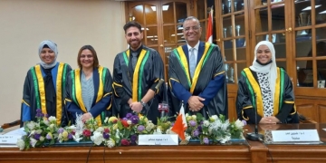 الدكتوراة بمرتبة الشرف الأولى للباحث حازم الشيخ من إعلام عين شمس 19 - جريدة المساء