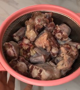 ألذ طاجن عكاوي بالبصل بطريقة سريعة.. فيديو 21 - جريدة المساء