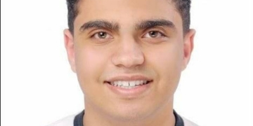 محافظ بورسعيد يهنىء الطالبين " أدهم الأول على مدرسة المتفوقين للعلوم والتكنولوجيا (ستيم) و"مروان العاشر على الثانوية العامة 1 - جريدة المساء