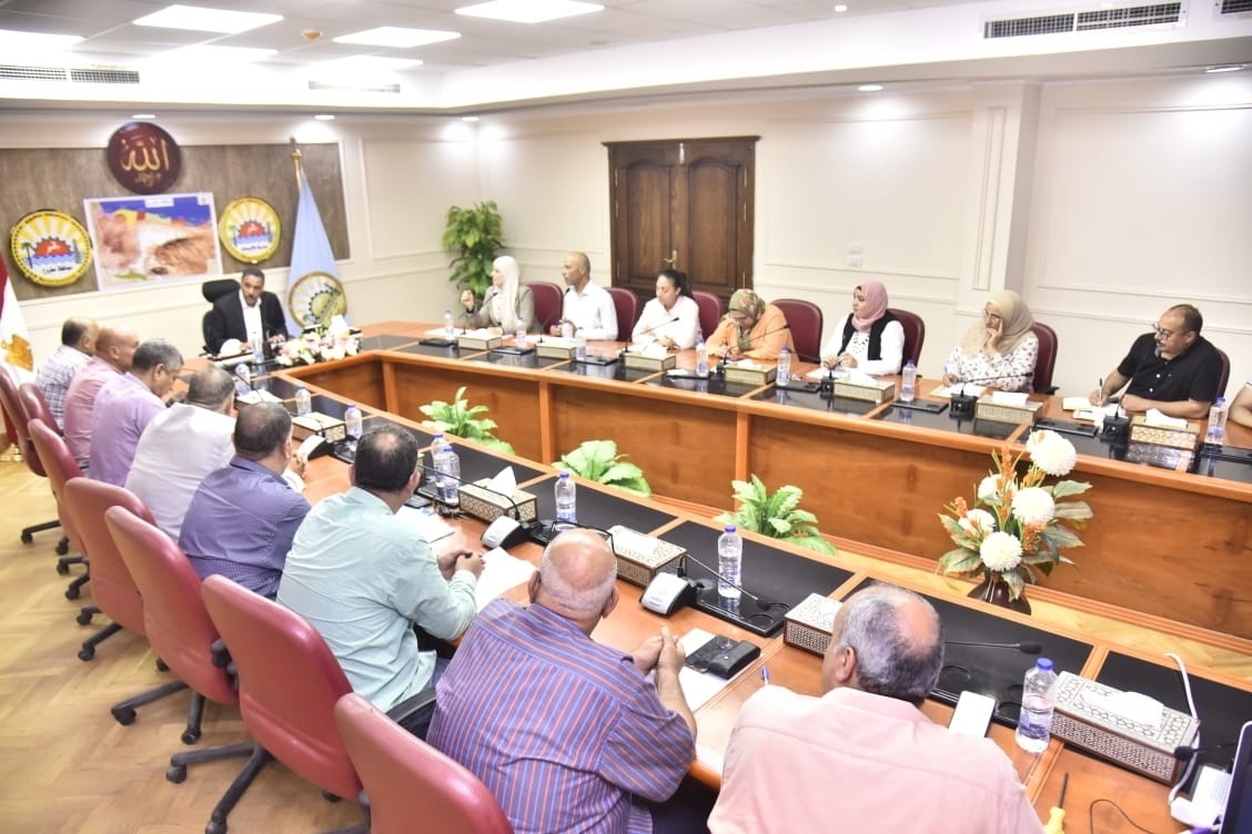 مناقشة الخطة السنوية للمجلس القومي للسكان بمطروح 19 - جريدة المساء