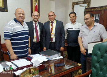 "أبو ورده" يستقبل رئيس مركز اعداد القاده بالشركة القابضة لكهرباء مصر والدفعه 36 المدربين على أحدث ما وصل إليه العلم 21 - جريدة المساء