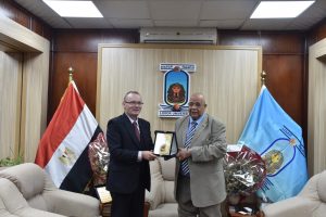 رئيس جامعة الأقصر يستقبل سفير دولة التشيك لبحث سبل التعاون المشترك 77 - جريدة المساء