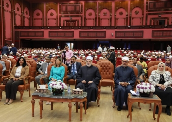 رحلات للفائزين بمسابقة " ثقافة بلادى"  لزيارة المعالم السياحية بالقاهرة والفيوم.. غادة شلبى: المسابقة تؤكد تكامل أهداف " السياحة والآثار" مع الأزهر الشريف في تعريف الطلاب الوافدين بالثقافة والحضارة المصرية العريقة 27 - جريدة المساء