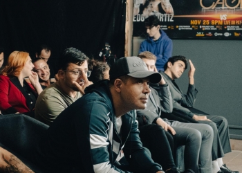 صناع "خمس جولات" يهدون العمل للراحلين مصطفى درويش وكريم مدحت 35 - جريدة المساء