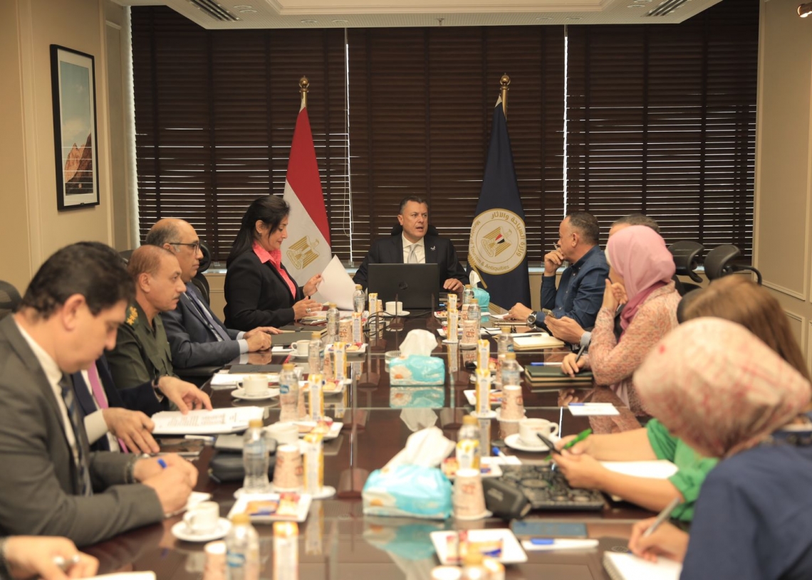 "السياحة" استعدت  للموسم  الشتوى..فى عز الصيف.. عيسى التقى بقيادات الوزارة واطمأن على جاهزية الشركات والفنادق والمتاحف  والمناطق الأثرية لاستقبال السائحين 19 - جريدة المساء