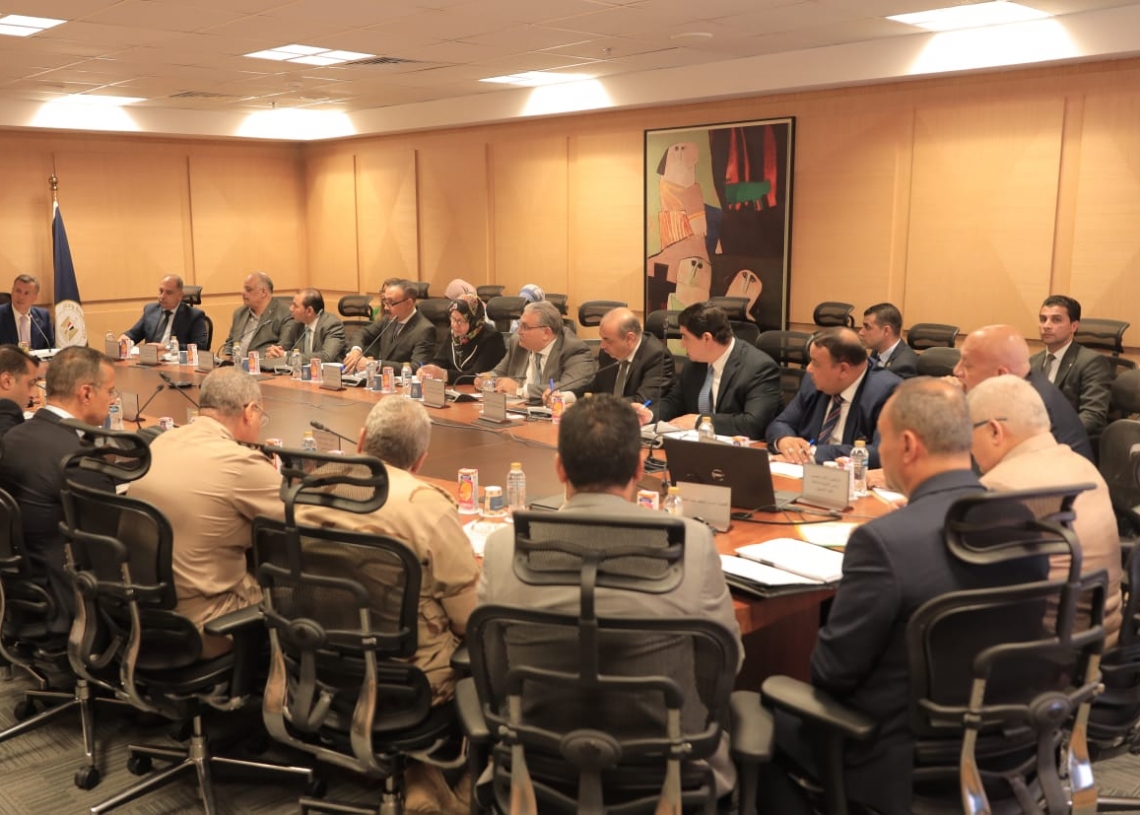 عيسى فى اجتماع اللجنة الدائمة يؤكد زيادة أعداد السائحين ومعدلات الانفاق السياحى..ويدعو للارتقاء بالرحلات النيلية.. عامر : لاتفتيش على أى منشأة فندقية دون التنسيق مع الوزارة 20 - جريدة المساء عيسى فى اجتماع اللجنة الدائمة يؤكد زيادة أعداد السائحين ومعدلات الانفاق السياحى..ويدعو للارتقاء بالرحلات النيلية.. عامر : لاتفتيش على أى منشأة فندقية دون التنسيق مع الوزارة 19 - جريدة المساء