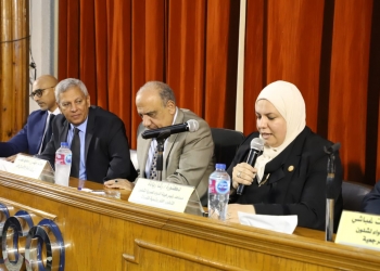 بحضور وزير قطاع الاعمال هيئة الدواء تختتم تدريباتها العملية والتطبيقية للعاملين بالقابضة للأدوية 23 - جريدة المساء
