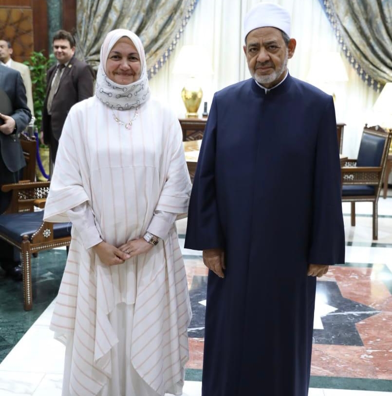 شيخ الأزهر يوافق على مشروع البرنامج الصيفي لتنمية القدرات العلمية للطلاب الوافدين 19 - جريدة المساء