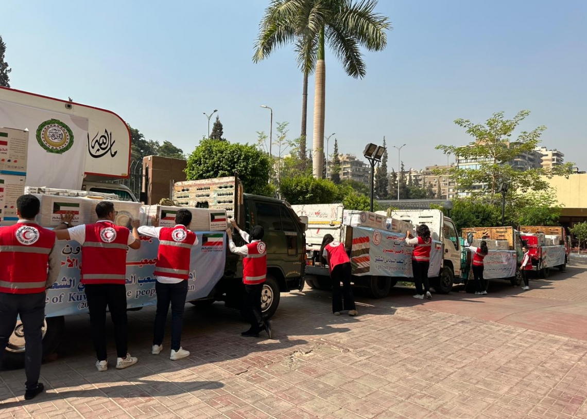 تدشين قافلة الهلال الأحمر المصري الإغاثية لدعم الشعب السودانى 19 - جريدة المساء تدشين قافلة الهلال الأحمر المصري الإغاثية لدعم الشعب السودانى 18 - جريدة المساء