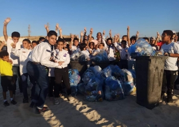 حملة للتوعية البيئية للحفاظ علي نظافة شواطئ مطروح وحمايتها من التلوث 19 - جريدة المساء