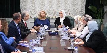 وزيرة التضامن تبحث تعزيز التعاون وتبادل الخبرات مع صربيا في قضايا تنمية الأسرة والقضية السكانية 2 - جريدة المساء وزيرة التضامن تبحث تعزيز التعاون وتبادل الخبرات مع صربيا في قضايا تنمية الأسرة والقضية السكانية 1 - جريدة المساء