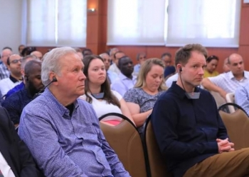 "أندريه زكي" يلتقي عددًا من القيادات الإنجيلية البارزة بالولايات المتحدة الأمريكية بعد ختام جولتهم بمصر 16 - جريدة المساء