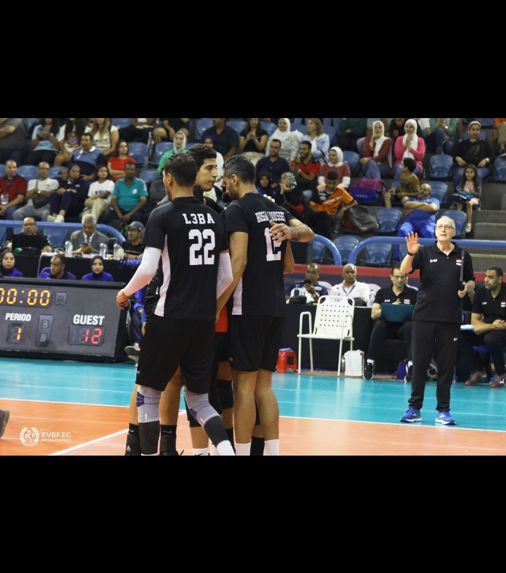 خسارة منتخب الطائرة أمام الجزائر فى بطولة أفريقيا بإستاد القاهرة 18 - جريدة المساء خسارة منتخب الطائرة أمام الجزائر فى بطولة أفريقيا بإستاد القاهرة 17 - جريدة المساء