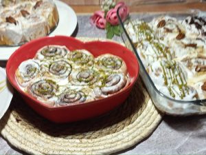 طريقة عمل السينابون بصوص الكراميل والشيكولاتة والزبدة 21 - جريدة المساء