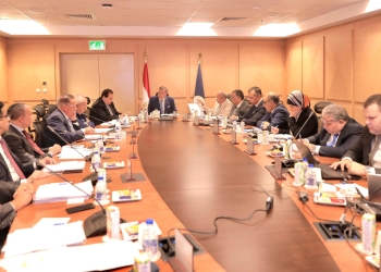 عيسى يترأس أول اجتماع للجنة الاستراتيجية العامة لتنشيط وتحفيز السياحة.. معدلات إيجابية غير مسبوقة فى أعداد الحركة الوافدة لمصر والليالى السياحية 21 - جريدة المساء