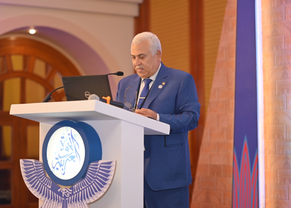 إشادة دولية بالتجربة المصرية فى التأمينات والمعاشات التقاعدية وتوصية بتعميمها فى الدول العربية 18 - جريدة المساء اللواء فيهم إدريس يستعرض التجربة المصرية