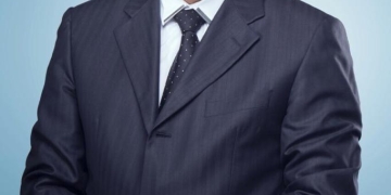 رئيس تجارية الجيزة: افتتاح الرئيس السيسي لملتقى الصناعة يؤكد عزم الدولة المصرية على النهوض بالقطاع 1 - جريدة المساء