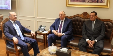 وزراء العدل والزراعة والتنمية المحلية يتابعون تنفيذ تكليفات الرئيس بمنع التعديات على الأراضى الزراعية 1 - جريدة المساء