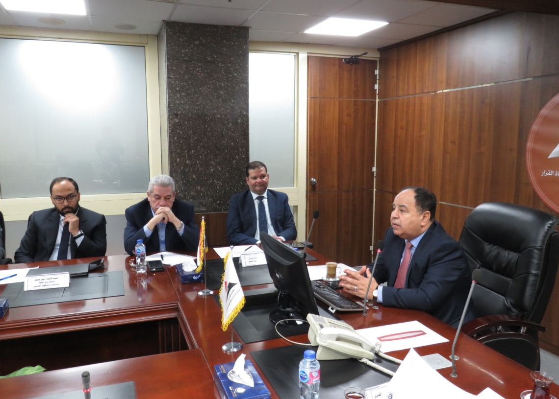 د. معيط .. فى لقائه مع ممثلي المحاسبين والمراجعين: علينا التوافق على كل ما يخدم الدولة والمهنة والممولين 19 - جريدة المساء