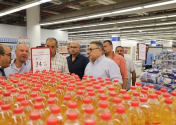 جولة تفقدية لمحافظ البحر الأحمر لمتابعة الأسعار والالتزام بالقوانين التجارية 30 - جريدة المساء