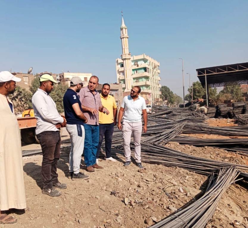 محافظ أسوان يكلف السكرتير العام المساعد لمتابعة تنفيذ الأعمال الجارية بمشروع تغطية الأجزاء المتبقية من مصرف السيل 19 - جريدة المساء