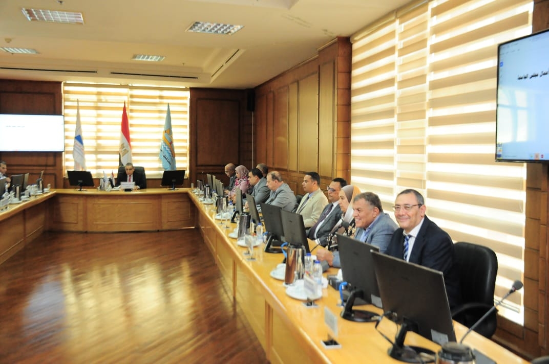 مجلس جامعة كفر الشيخ أشاد بالمراكز المتقدمة التى تحققها الجامعة فى كافة التصنيفات الدولية 19 - جريدة المساء مجلس جامعة كفر الشيخ أشاد بالمراكز المتقدمة التى تحققها الجامعة فى كافة التصنيفات الدولية 18 - جريدة المساء