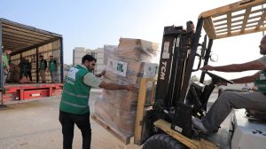 "مصر الخير" قدمت 95 طن مستلزمات جراحية طارئة لتلبية احتياجات مستشفيات غزة 27 - جريدة المساء "مصر الخير" قدمت 95 طن مستلزمات جراحية طارئة لتلبية احتياجات مستشفيات غزة 26 - جريدة المساء