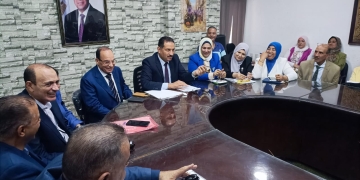 تفعيل مجالس الآباء وعقد اجتماعات شهرية بمدارس الجيزة 1 - جريدة المساء