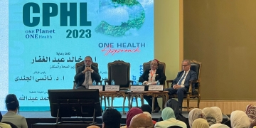 د. عمرو قنديل فى المؤتمر الخامس للمعامل المركزية يؤكد على دور الاستعانة بالذكاء الاصطناعي ودوره الهام في مجال التشخيص 2 - جريدة المساء د. عمرو قنديل فى المؤتمر الخامس للمعامل المركزية يؤكد على دور الاستعانة بالذكاء الاصطناعي ودوره الهام في مجال التشخيص 1 - جريدة المساء