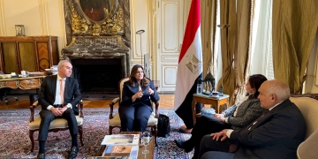 سها جندي لرجال الأعمال المصريين بالخارج: القاهرة تفتح أبوابها للجميع ولدينا فرص استثمارية واعدة 1 - جريدة المساء