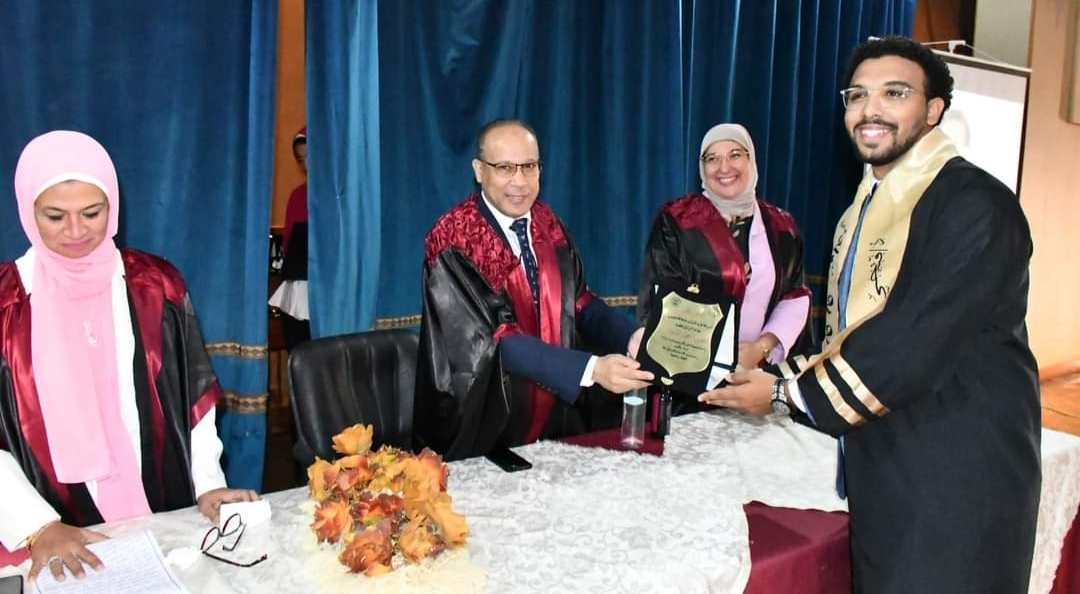 جامعة قناة السويس تحتفي بتخريج الدفعة 22 لكلية طب الأسنان 19 - جريدة المساء